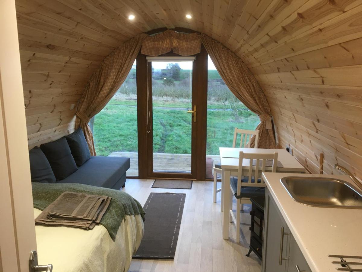 ホテル Orchard Luxe Glamping Pod ダンガノン エクステリア 写真